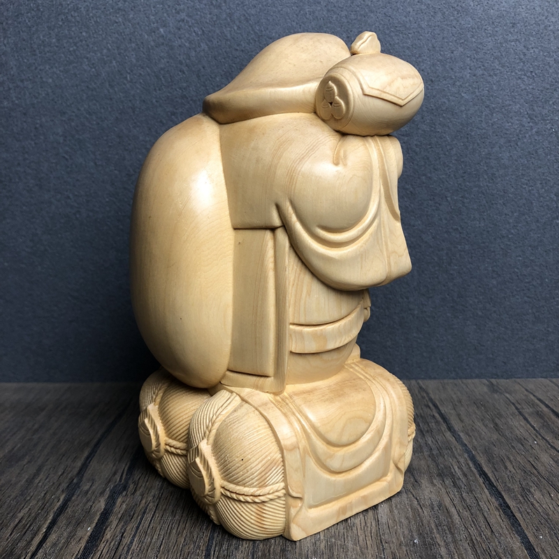 Ręcznie rzeźbiona figurka Daik – Interior Design Japan recenzja i cena